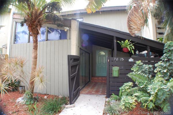 Snapper Creek Townhouses, 7015 SW 112th Ct #1, Kendall, Florida 33173, image 2