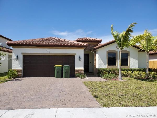 Kingman Commons, 2541 SE 1st St, Homestead, Florida 33033, image 2
