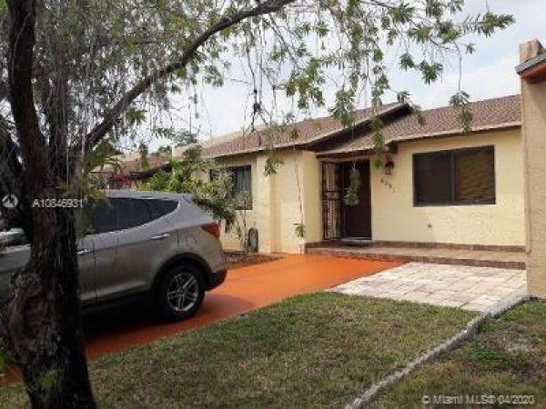 Lakes Of Acadia, 5231 NW 195th Ter #7, Miami Gardens, Florida 33055, image 2
