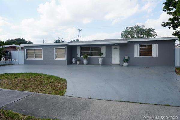 Lee Manor, 10225 SW 37th Ter, University Park, Florida 33165, image 2