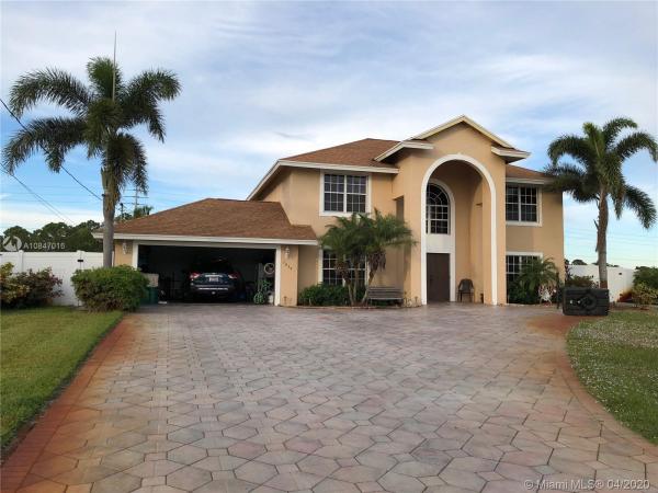 5839 NW Arley Ct, Florida 34986, image 2