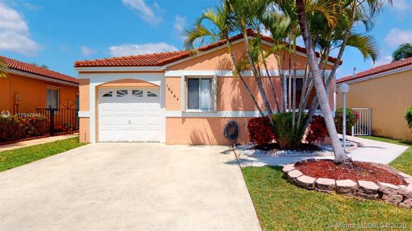 Weitzer Serena Lakes West, 16964 SW 142nd Pl, Richmond West, Florida 33177, image 2
