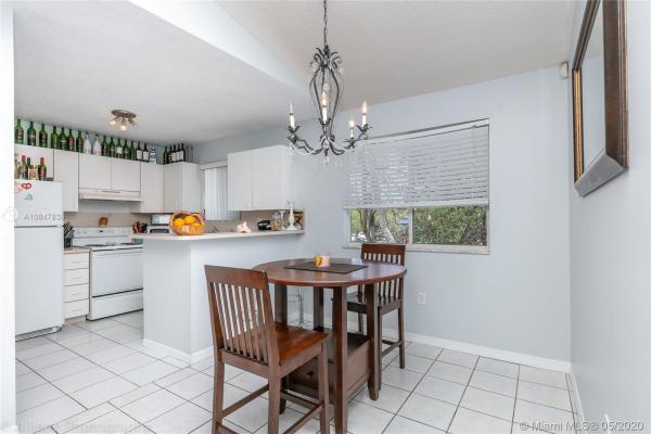 Vista Alegre Townhomes, 15400 SW 134th Pl #412, Richmond West, Florida 33177, image 2