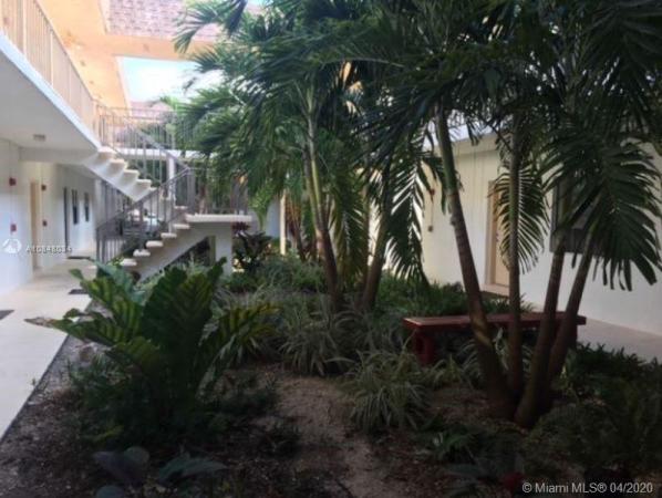 Sunrise Point, 8281 SW 128th St #204-1, Pinecrest, Florida 33156, image 2