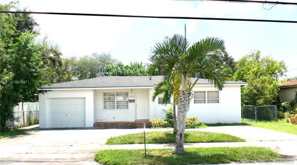 Hollywood Little Ranches, 307 S 28th Ave, Hollywood, Florida 33020, image 2