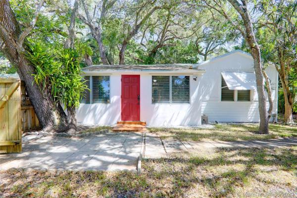 Fulford Highlands, 491 NE 163rd St, Golden Glades, Florida 33162, image 2