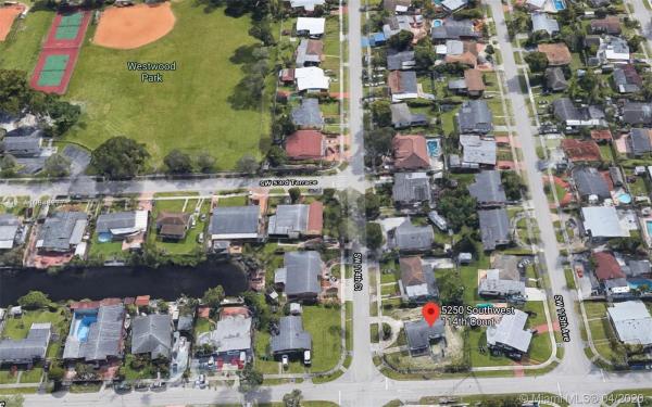 Westwood Lakes Residential, 5250 SW 114th Ct, Westwood Lakes, Florida 33165, image 2