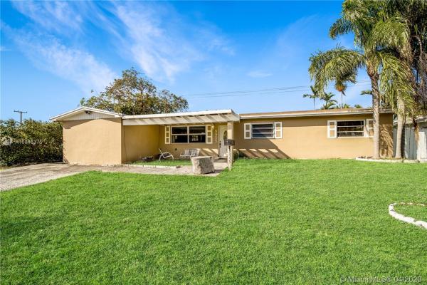 Cutler Ridge Pines, 8955 SW 198th Ter, Cutler Bay, Florida 33157, image 2