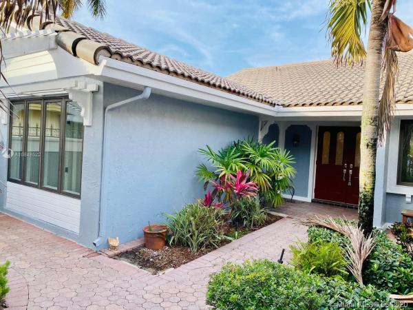 Villas Del Mar, 6743 Villas Dr, Boca Raton, Florida 33433, image 2