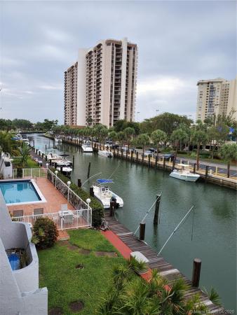 1650 NE 115th St #310, Unincorporated Dade County, Florida 33181, image 2