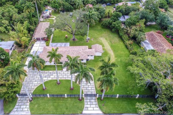 Biscayne Gardens, 13935 NW 1st Ave, West Little River, Florida 33168, image 2