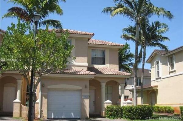 Kendall Breeze, 12467 SW 123rd Ter #12467, Three Lakes, Florida 33186, image 2