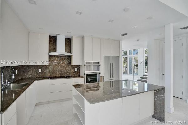 610 Ridgewood Rd, Key Biscayne, Florida 33149, image 2