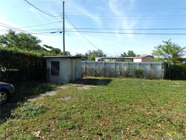 Tropical Estates, 9871 SW 48th St, Olympia Heights, Florida 33165, image 2