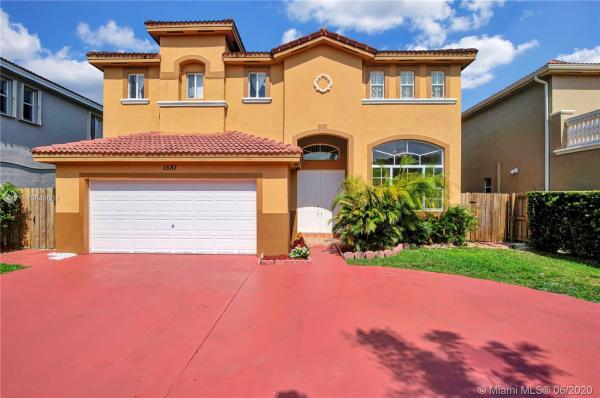1587 SW 154th Ct, Unincorporated Dade County, Florida 33194, image 2