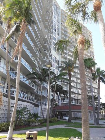 Brickell Townhouse, 2451 Brickell Ave #4L, Miami, Florida 33129, image 2