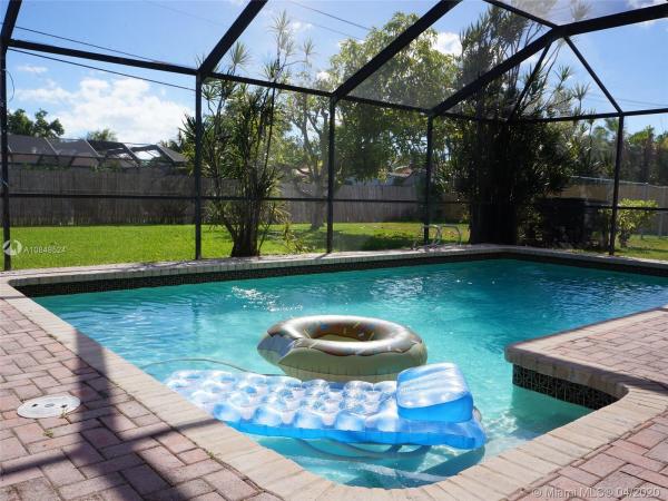 Green Briar Acres, 13805 SW 82nd Ct, Palmetto Bay, Florida 33158, image 2