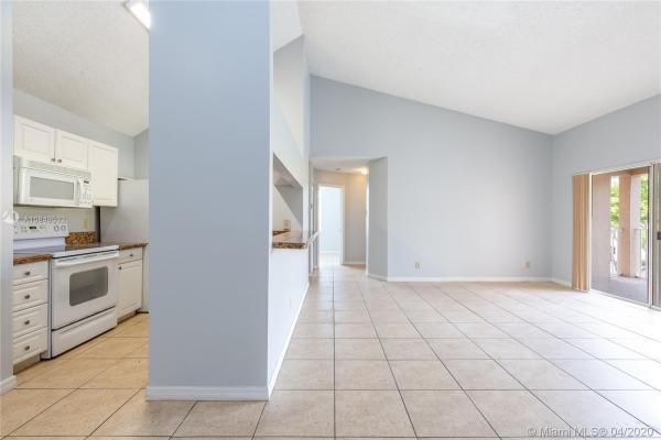 Royal Palm Place At The Hammocks, 15770 SW 104th Ter #303, The Hammocks, Florida 33196, image 2