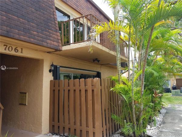 7061 W Sunrise Blvd #B2, Plantation, Florida 33313, image 2