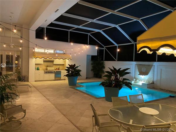 Admirals Cove, 114 Waters Edge Dr, Jupiter, Florida 33477, image 2