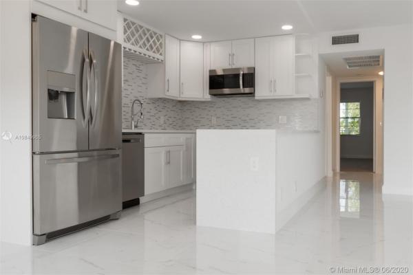 Guildford At Century Village, 3086 Guildford E, Boca Raton, Florida 33434, image 2