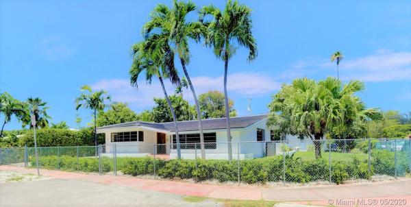 Oceanside Isle Of Normandy, 1101 Bay Dr, Miami Beach, Florida 33141, image 2
