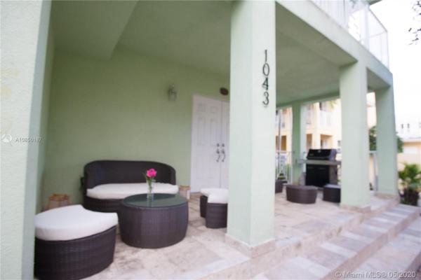 Roads End Village, 1043 SW 9th Ct #F-1, Miami, Florida 33130, image 2