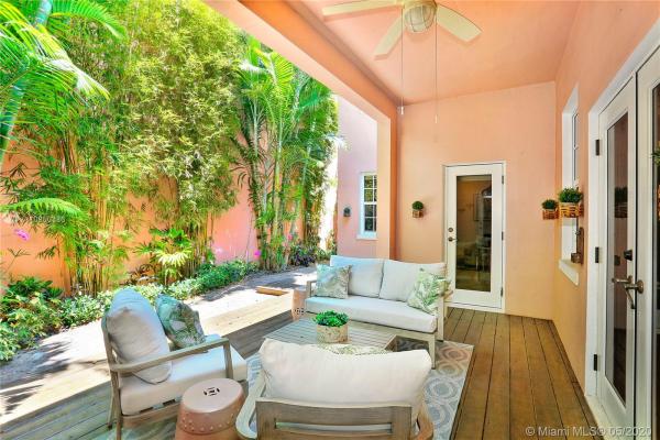 Bermuda Village At Coral Gables, 534 Loretto Ave #23, Coral Gables, Florida 33146, image 2