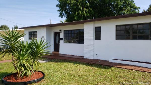 Carol City Gardens, 3940 NW 194th St, Miami Gardens, Florida 33055, image 2