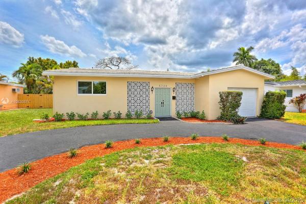 5720 SW 45th Ter, Unincorporated Dade County, Florida 33155, image 2
