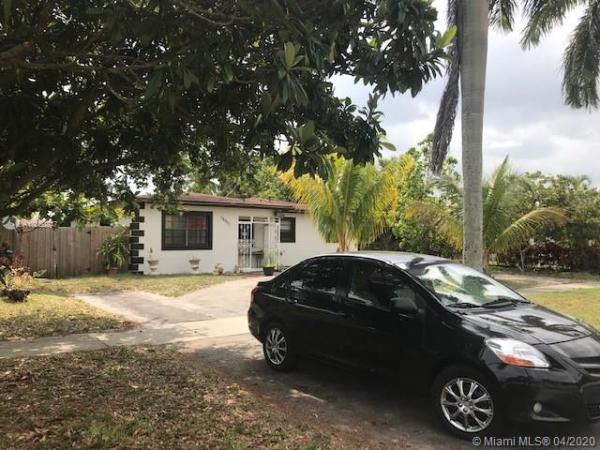 Fleetwood Gardens, 18401 NW 22nd Ave, Miami Gardens, Florida 33056, image 2