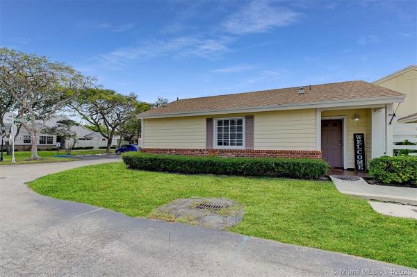 Village Homes At Country Walk, 13700 SW 149th Cir Ln #3-60, Country Walk, Florida 33186, image 2
