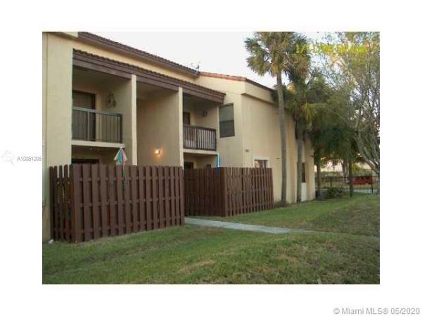 West Gardens Village, 680 W Park Dr #3-201, Fountainebleau, Florida 33172, image 2