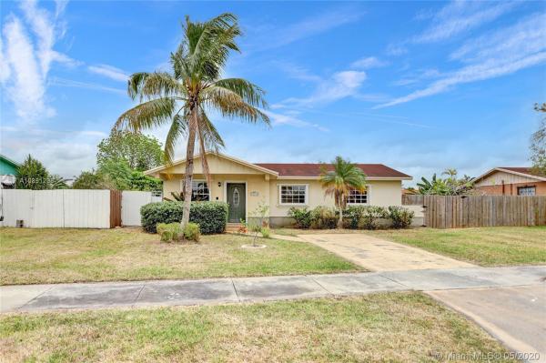 Eureka Manor, 12251 SW 186th St, South Miami Heights, Florida 33177, image 2