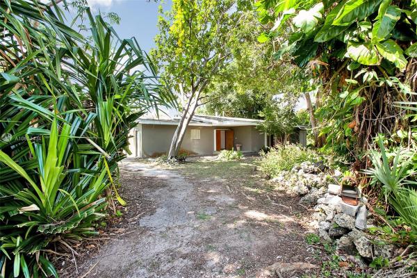 Omni Estates, 18490 SW 83rd Ct, Cutler Bay, Florida 33157, image 2