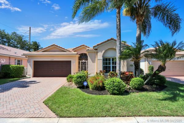 Grove Isle, 10307 Utopia Cir N, Boynton Beach, Florida 33437, image 2