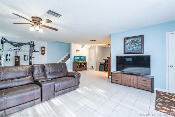 Chateau On The Knoll, 9310 SW 61st Way #B, Boca Raton, Florida 33428, image 2