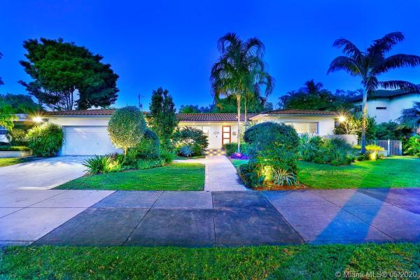 Riviera, 6235 Maynada St, Coral Gables, Florida 33146, image 2