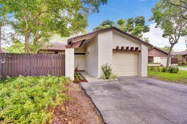 The Crossings, 13504 SW 108th St Cir N, The Crossings, Florida 33186, image 2