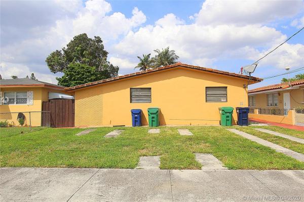 217 Northwest Blvd, Unincorporated Dade County, Florida 33126, image 2