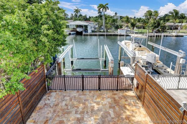 Areta Estates, 2141 NE 123rd St, North Miami, Florida 33181, image 2