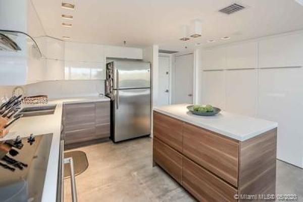 Waterview 1, 20505 E Country Club Dr #239, Aventura, Florida 33180, image 2