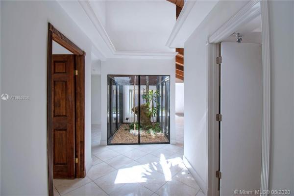 Woodridge At The California Club, 1022 NE 204th Ln, Ives Estates, Florida 33179, image 2