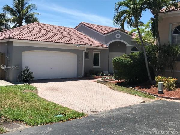 8016 SW 158th Pl, Unincorporated Dade County, Florida 33193, image 2