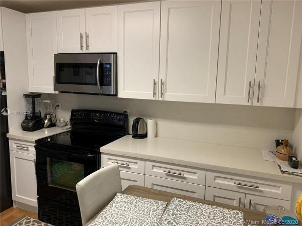 Brandonwoods, 10800 SW 159th Ter, Palmetto Estates, Florida 33157, image 2