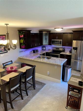 Village At Lake Pine, 1160 SW 118th Ter, Davie, Florida 33325, image 2
