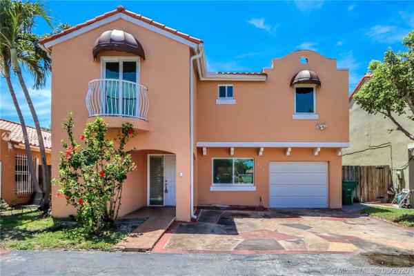 Galloway Lakes, 232 NW 85th Ct, Fountainebleau, Florida 33126, image 2