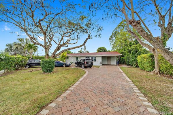 Cutler Ridge, 9370 Marine Dr, Cutler Bay, Florida 33189, image 2