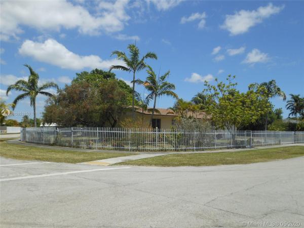 Caseil Heights, 14925 SW 307th St, Leisure City, Florida 33033, image 2