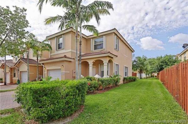 Kendall Breeze South, 12392 SW 124th Ter, Three Lakes, Florida 33186, image 2